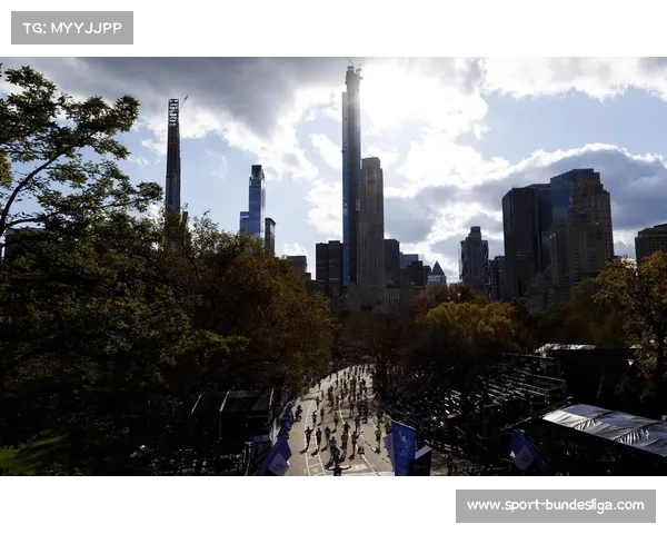 肯尼亚选手包揽纽约马拉松男女组前三名，奥比里女子称雄